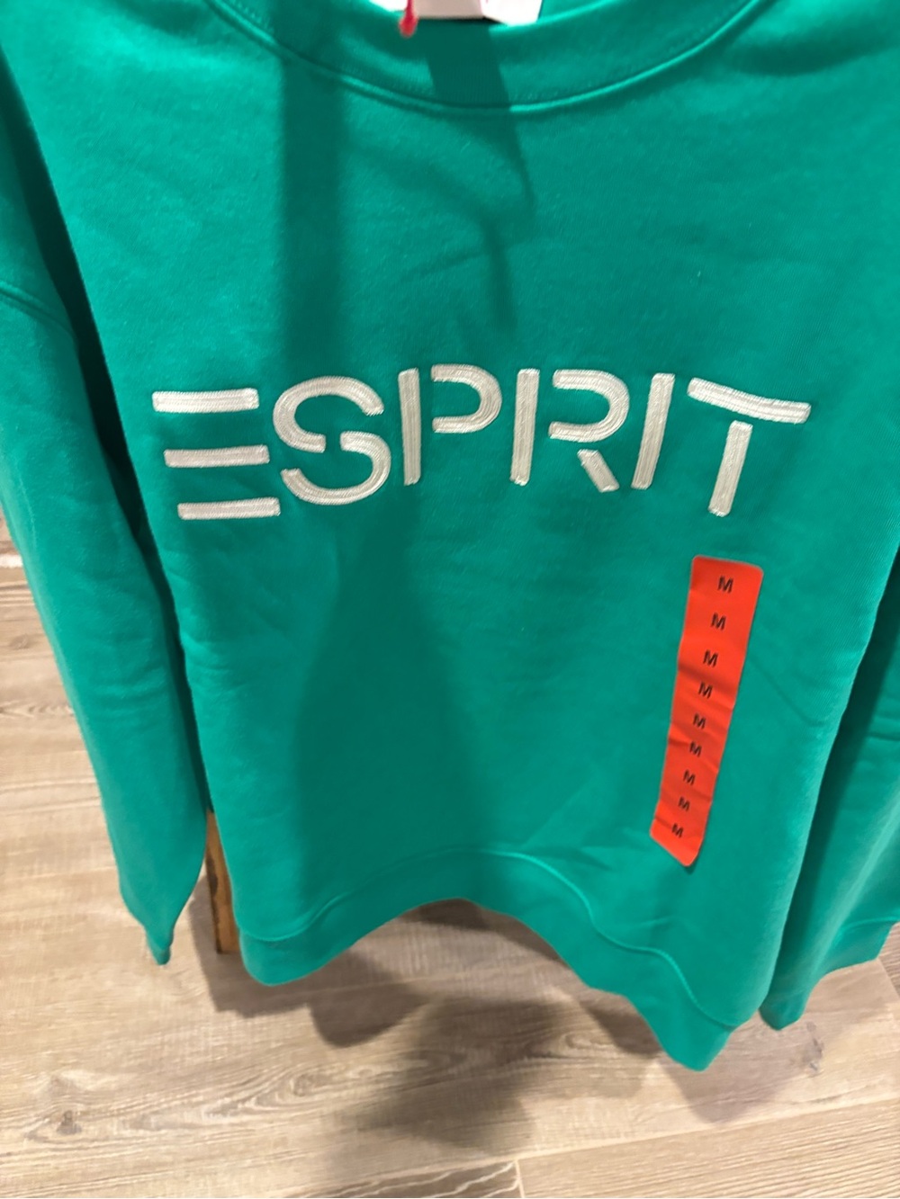 Costco's Viral Esprit Women's Green Crewneck Sweatshirt - Size Medium NWT - Picture 4 of 6